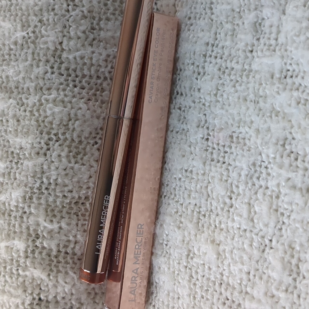 laura mercier RoseGlow Caviar Stick Eye Shadow in Forbidden Rose, 1.64g/…